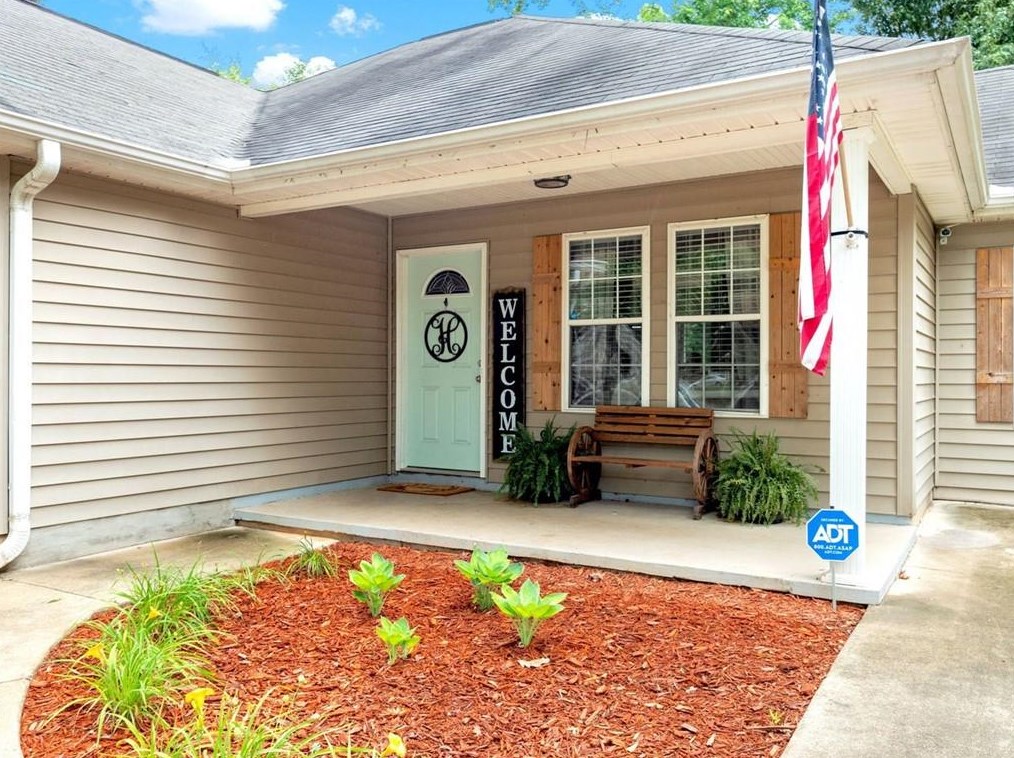 169 Brickyard Rd, Comer, GA 30629