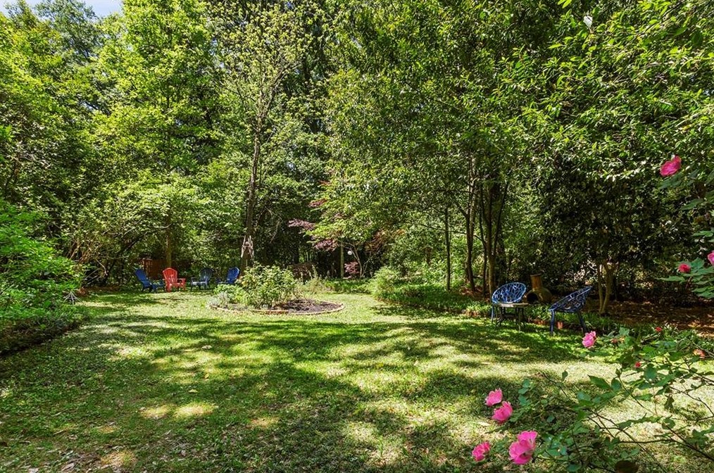 142 Superior Ave, Decatur GA  30030-1813 exterior