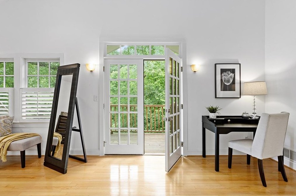 142 Superior Ave, Decatur GA  30030-1813 exterior