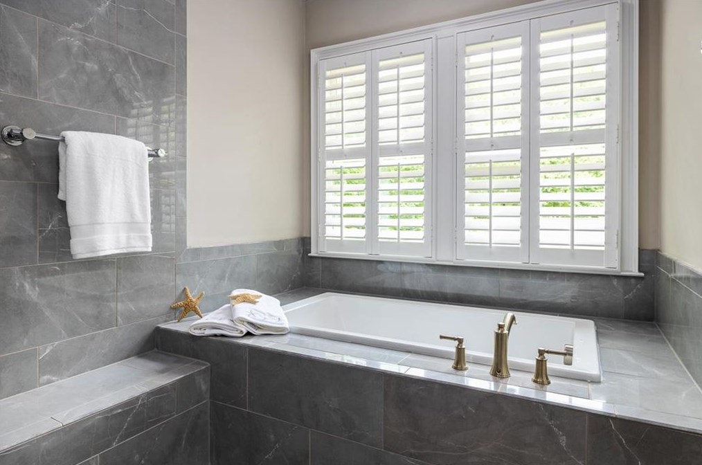 1189 Oldfield Rd, Decatur GA  30030-4542 exterior