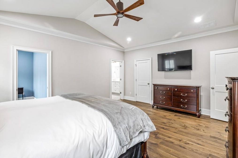 1189 Oldfield Rd, Decatur GA  30030-4542 exterior