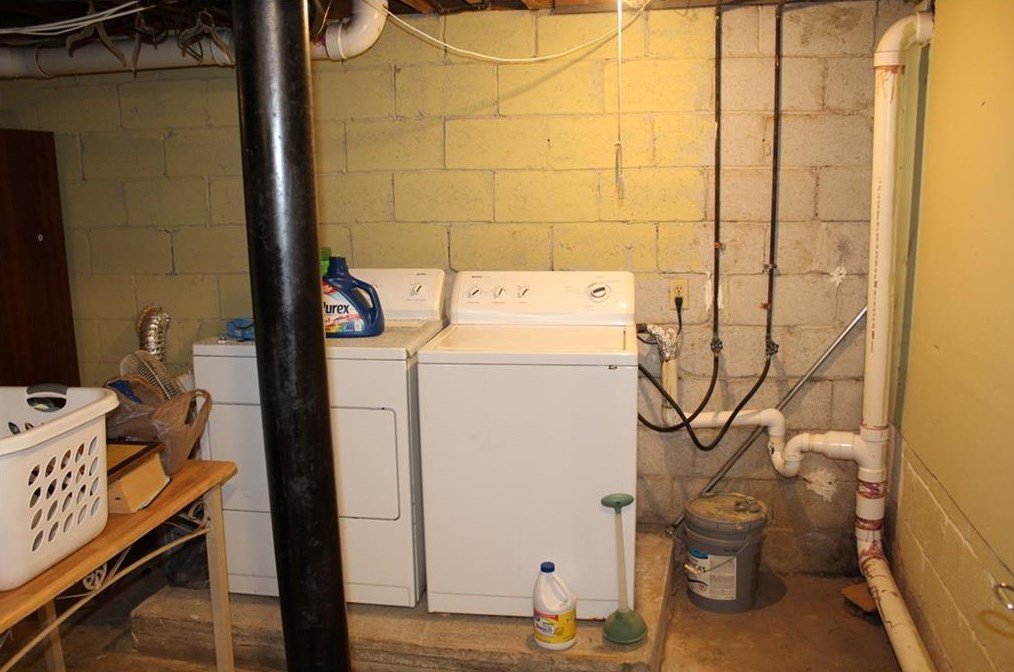 3136 Gay Dr, Decatur GA  30032-7135 exterior