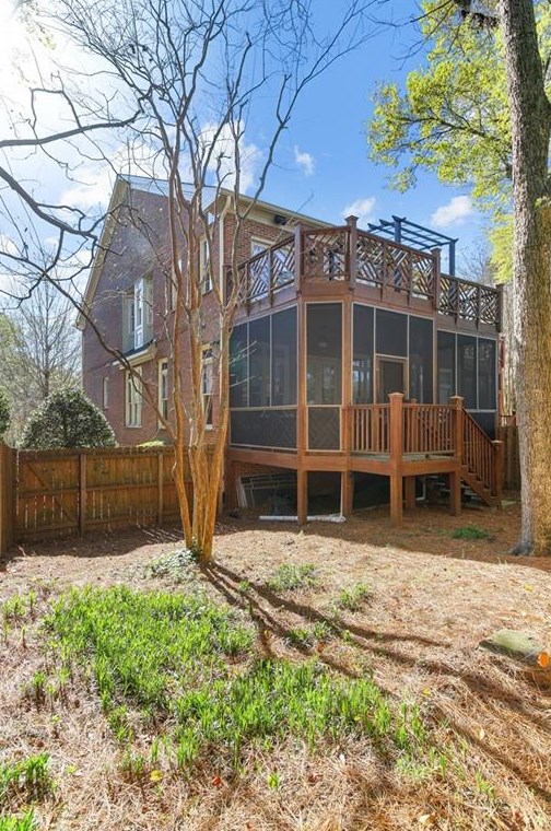 610 Timm Valley Rd, Atlanta GA  30305-4709 exterior
