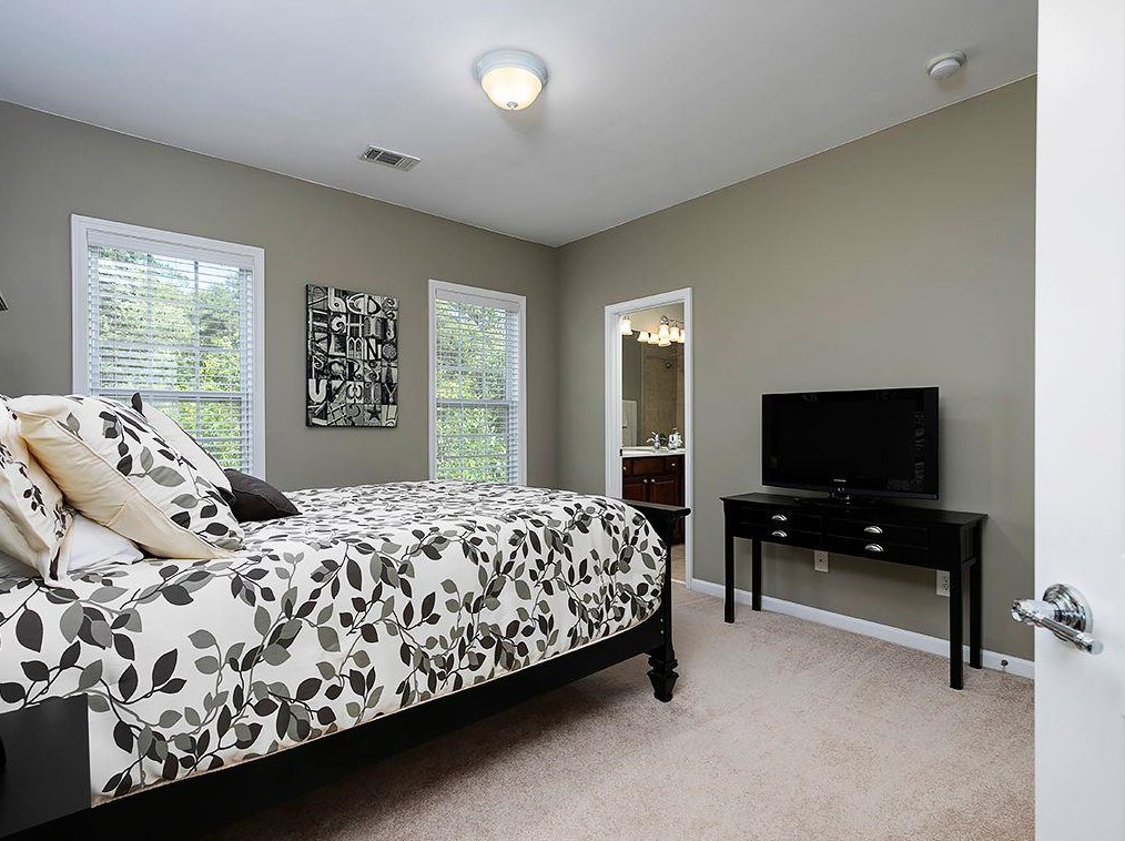 4635 Prater Way, Smyrna GA  30080-9260 exterior