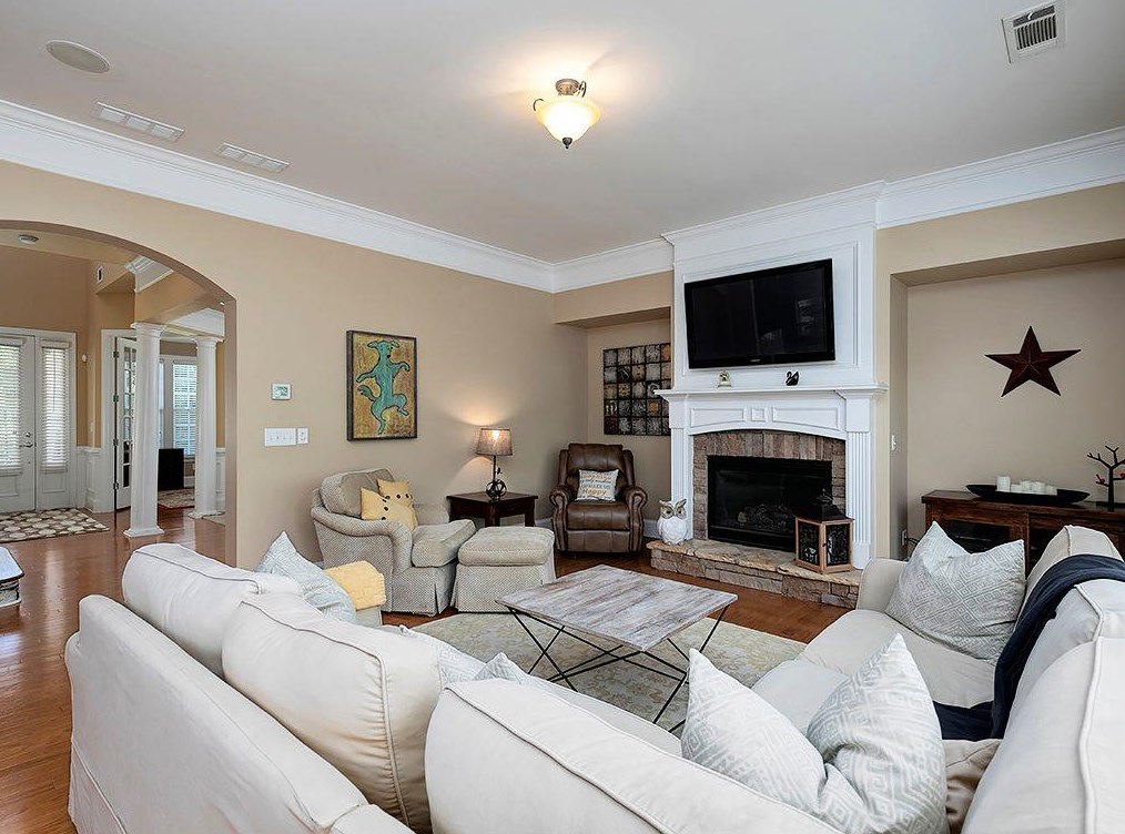 4635 Prater Way, Smyrna GA  30080-9260 exterior