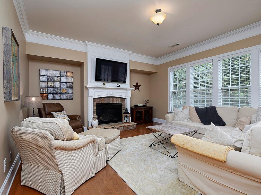 4635 Prater Way, Smyrna GA  30080-9260 exterior