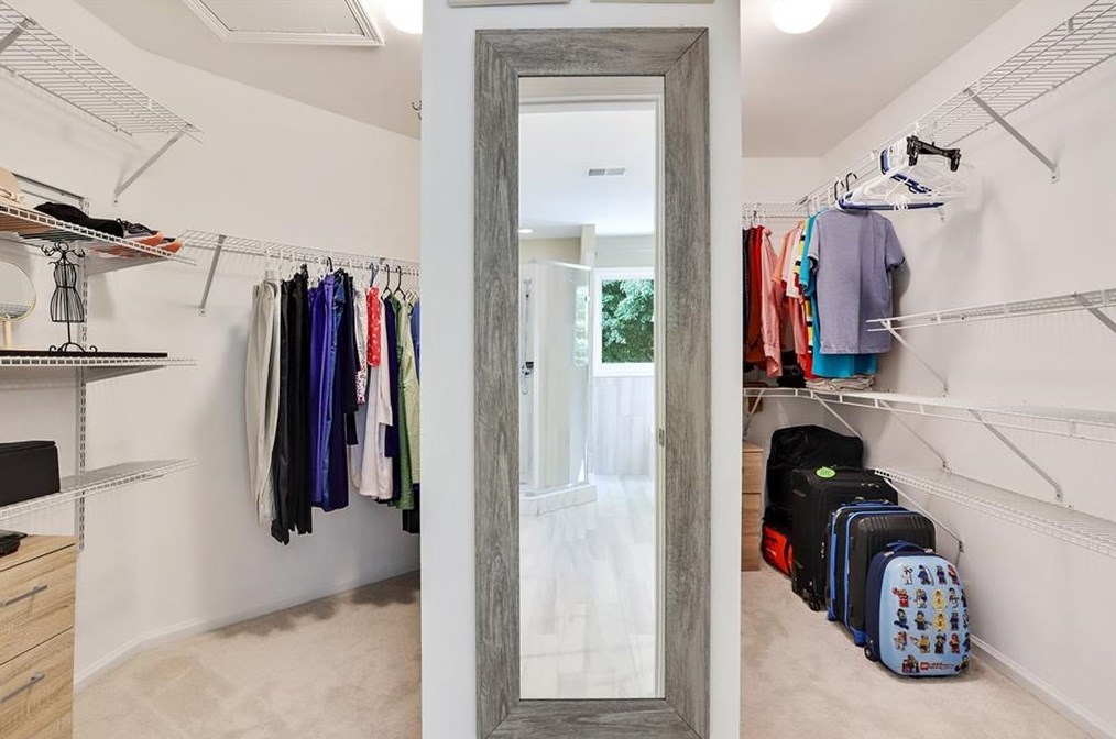 860 Highmeade Dr, Alpharetta GA  30005-3701 exterior