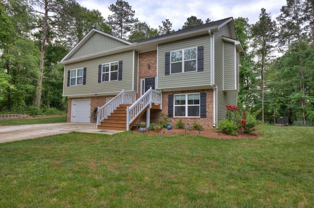 87 Jolly Cir, Euharlee, GA 30145-2624