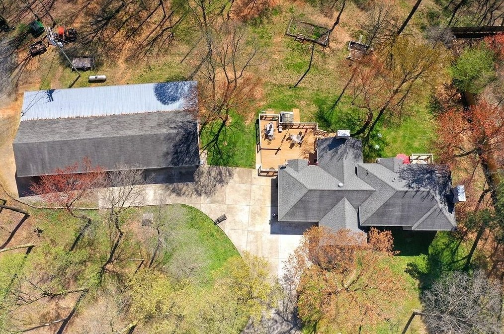 8726 Hwy 52 E, Ellijay, GA 30536