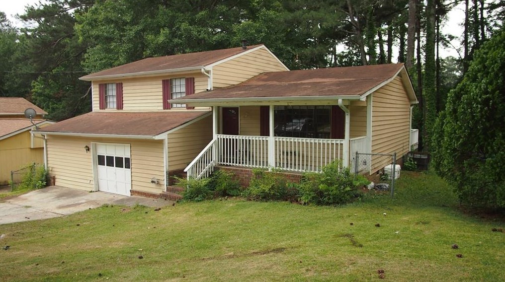 6061 Tina Ln, Rex, GA 30273