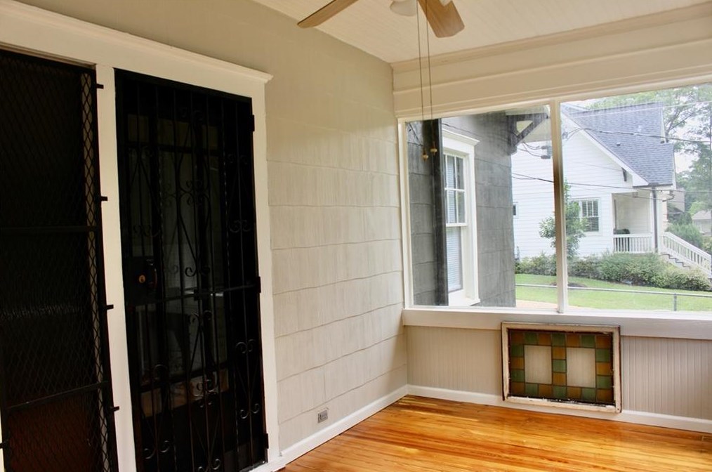 303 Pharr Rd, Decatur GA  30030-0044 exterior