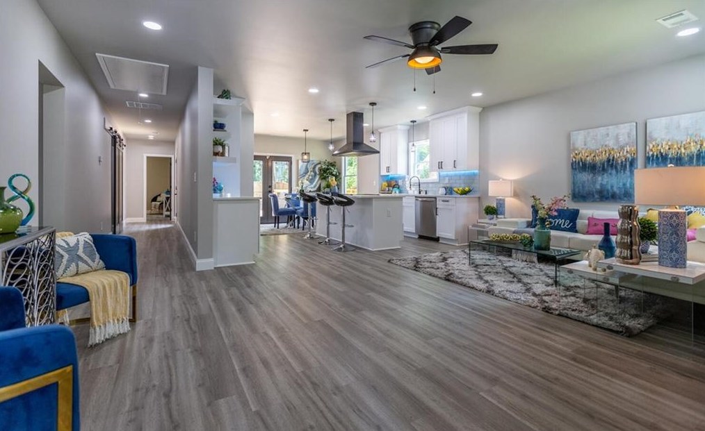 1103 Oak Knoll Ter, Atlanta, GA 30315-5213