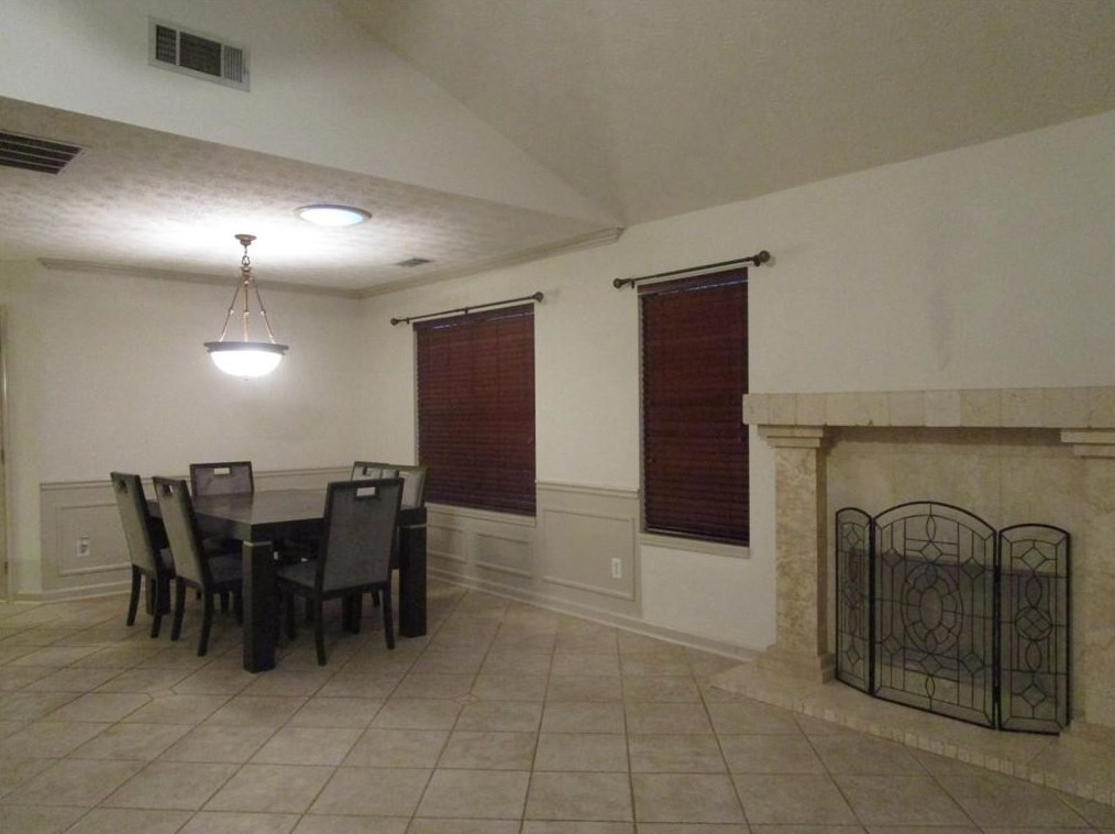 800 Mount Royal Cv, Lawrenceville GA  30043-3493 exterior