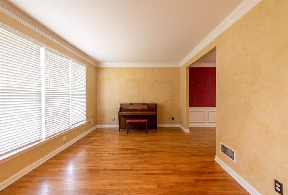 4853 Rosemoore Ct, Suwanee, GA 30024