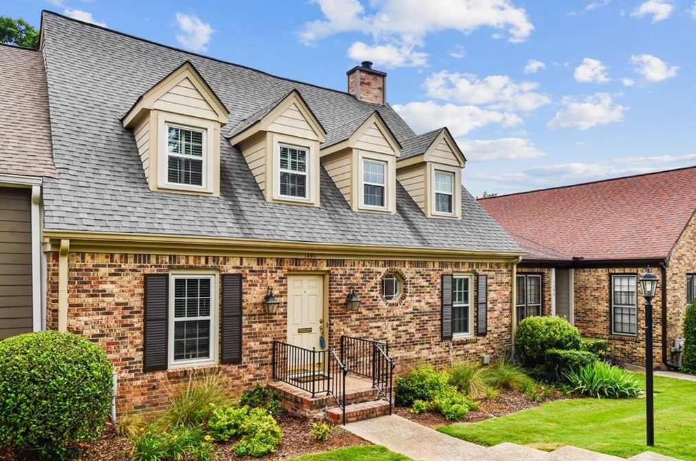 1490 Brianwood Rd, Decatur GA  30033-1741 exterior