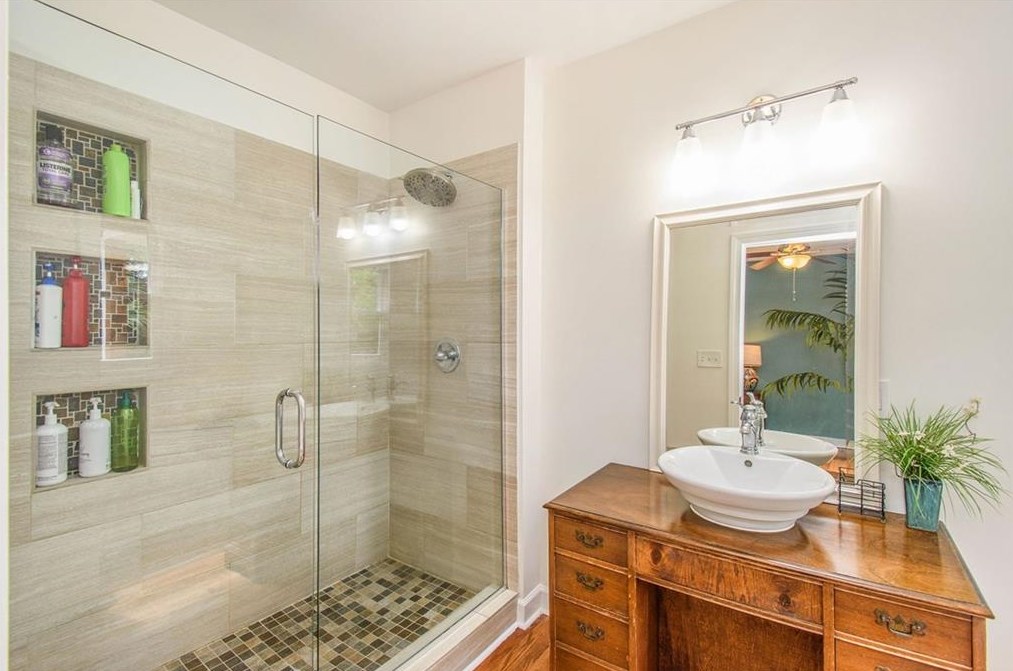 1430 Catherine St, Decatur GA  30030-4505 exterior