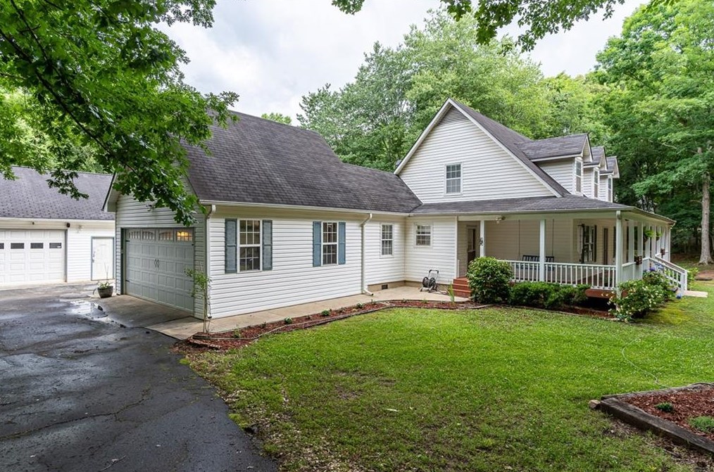 319 Scarborough Rd, Stockbridge, GA 30281