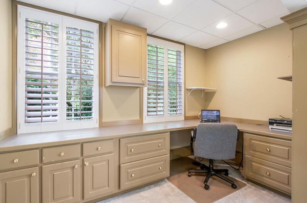 2093 Stephens Walk, Atlanta GA  30338-4455 exterior