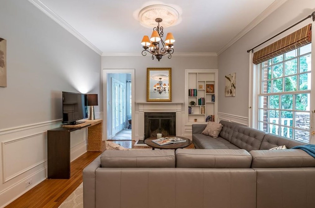 226 Inman Dr, Decatur GA  30030-3833 exterior