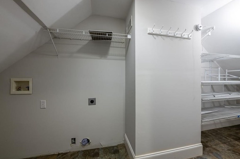 226 Inman Dr, Decatur GA  30030-3833 exterior