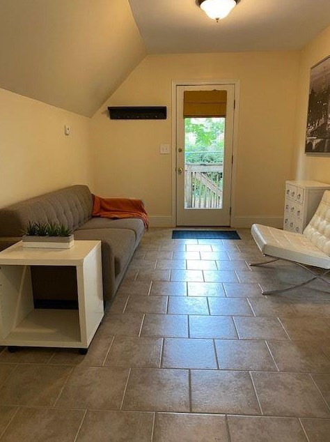 226 Inman Dr, Decatur GA  30030-3833 exterior