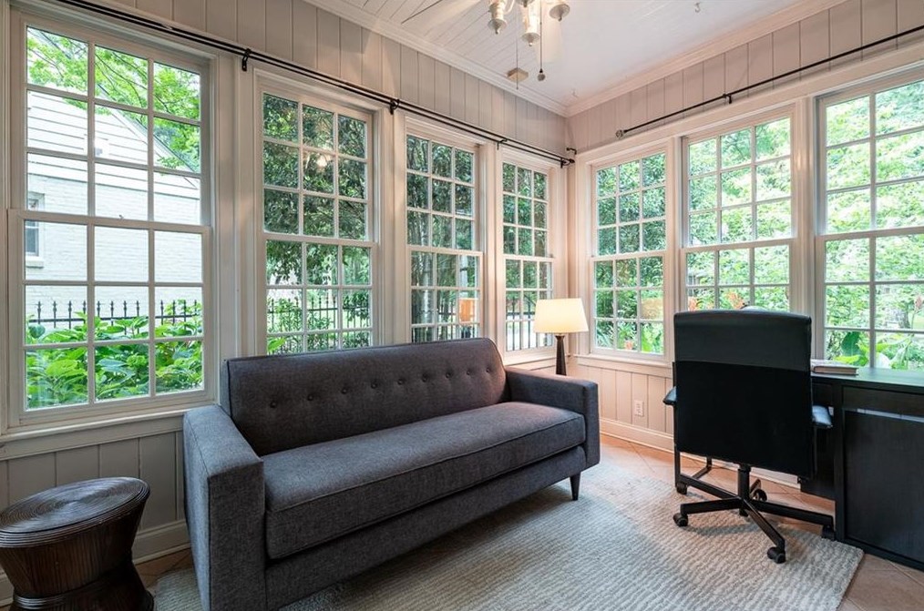 226 Inman Dr, Decatur GA  30030-3833 exterior