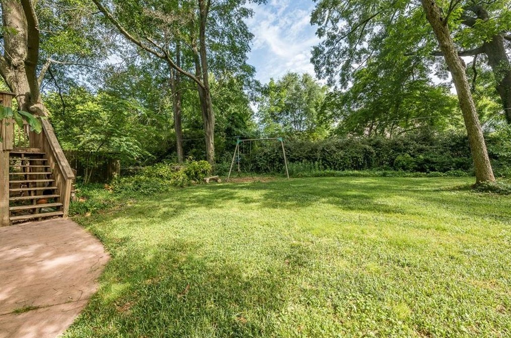 226 Inman Dr, Decatur GA  30030-3833 exterior