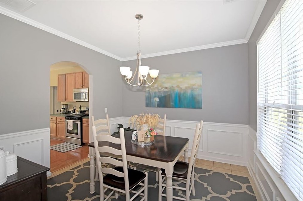 4674 Howell Farms Dr, Acworth, GA 30101-8833