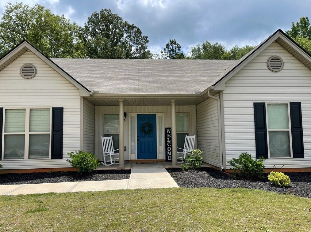 610 Stag Run Dr, Mansfield, GA 30055