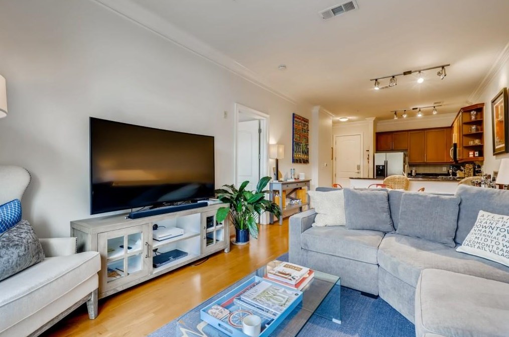1055 Piedmont Ave Ne #210, Atlanta, GA 30309