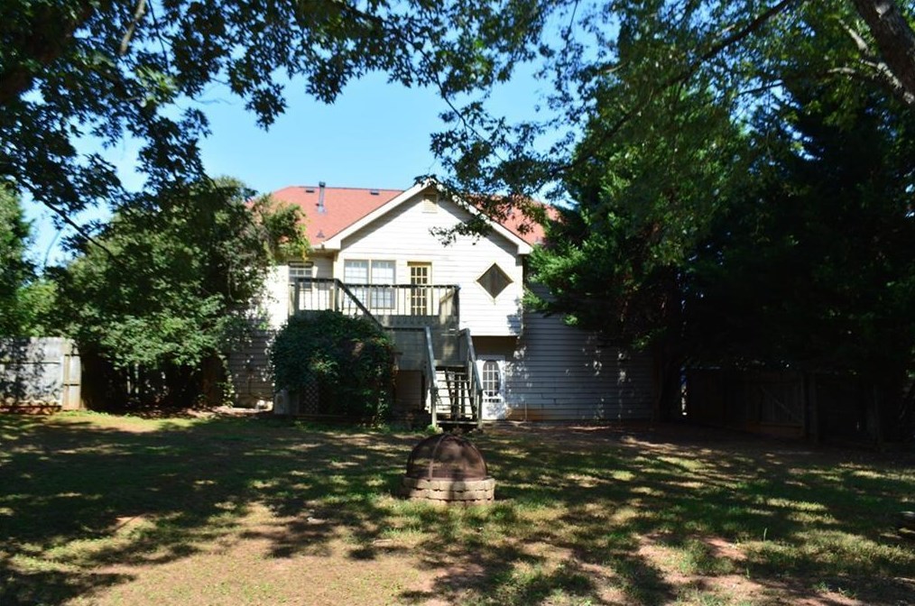 6129 Jamestown Dr, Flowery Branch, GA 30542-5636