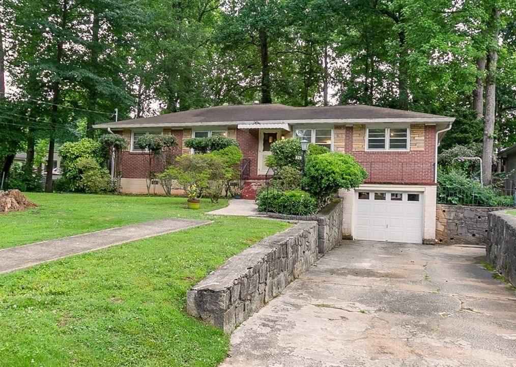 829 Whelchel Dr, Decatur, GA 30033-4825