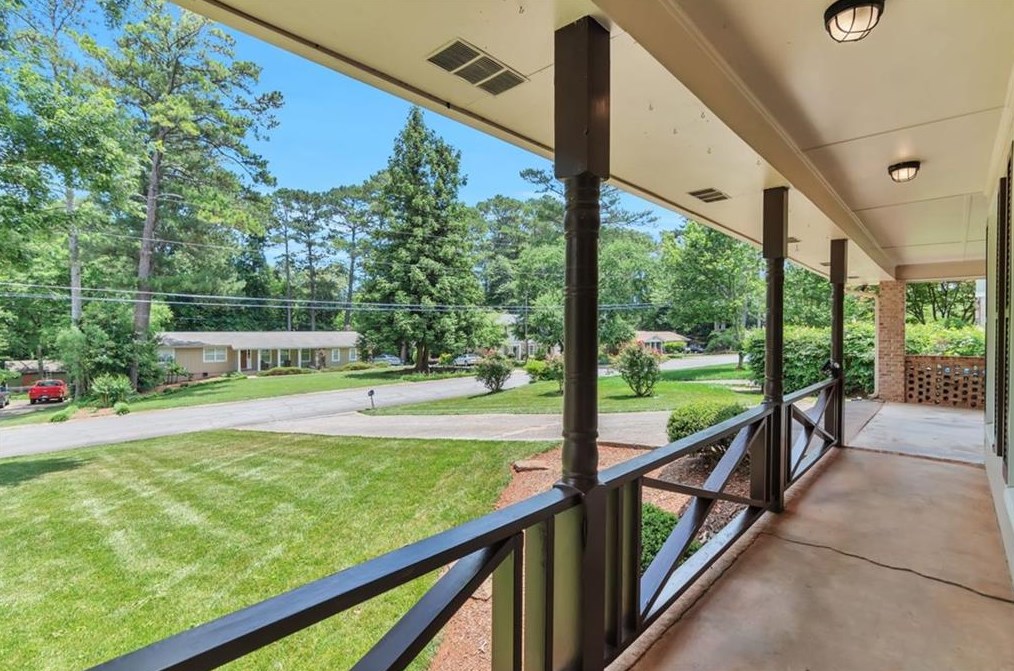 759 Glen Cir, Lawrenceville GA  30044-5875 exterior