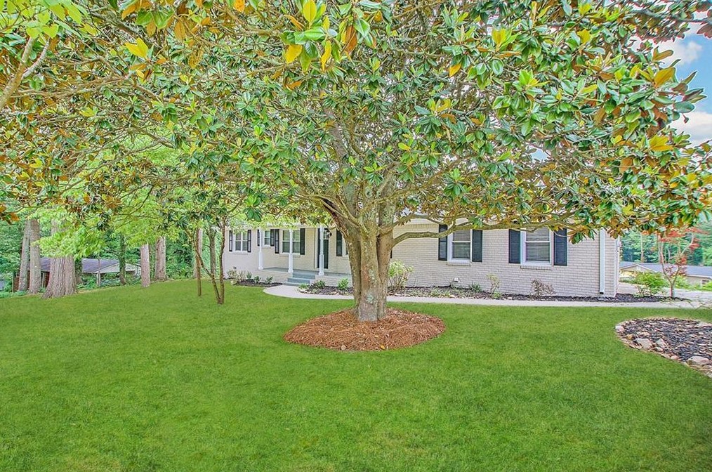 3330 Scott Dr, Austell, GA 30106