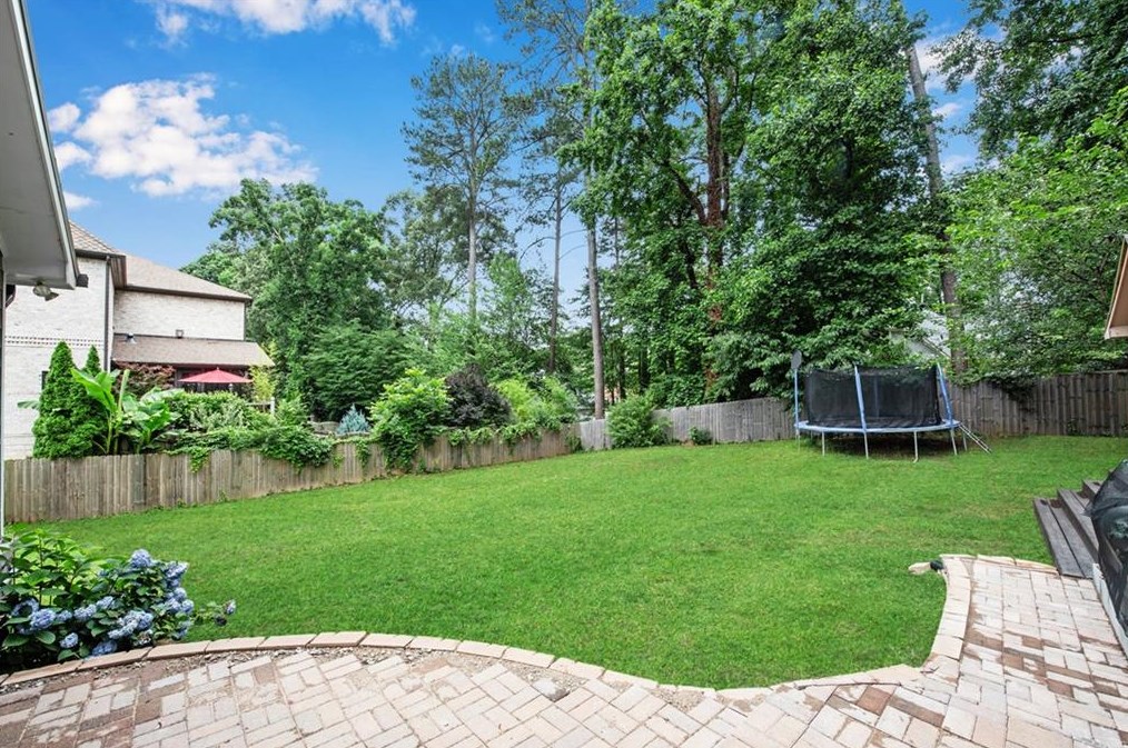 1694 Montcliff Ct, Decatur GA  30033-1313 exterior