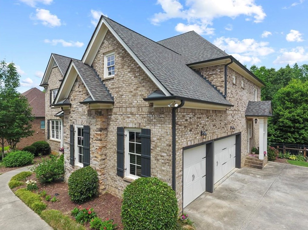 2334 Northern Oak Dr, Braselton, GA 30517