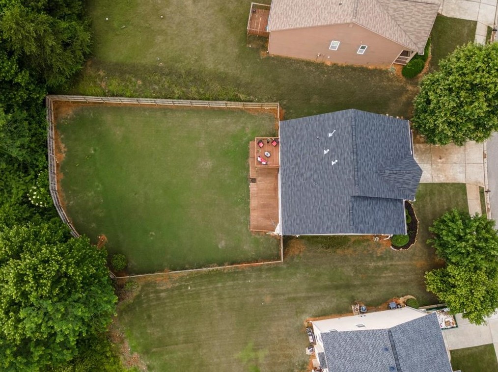 2694 Summit Pkwy, Atlanta GA  30331-9425 exterior