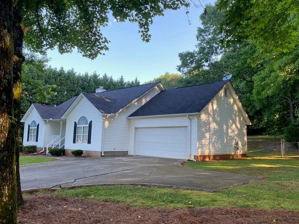 862 Wehunt Rd, Hoschton, GA 30548-2454