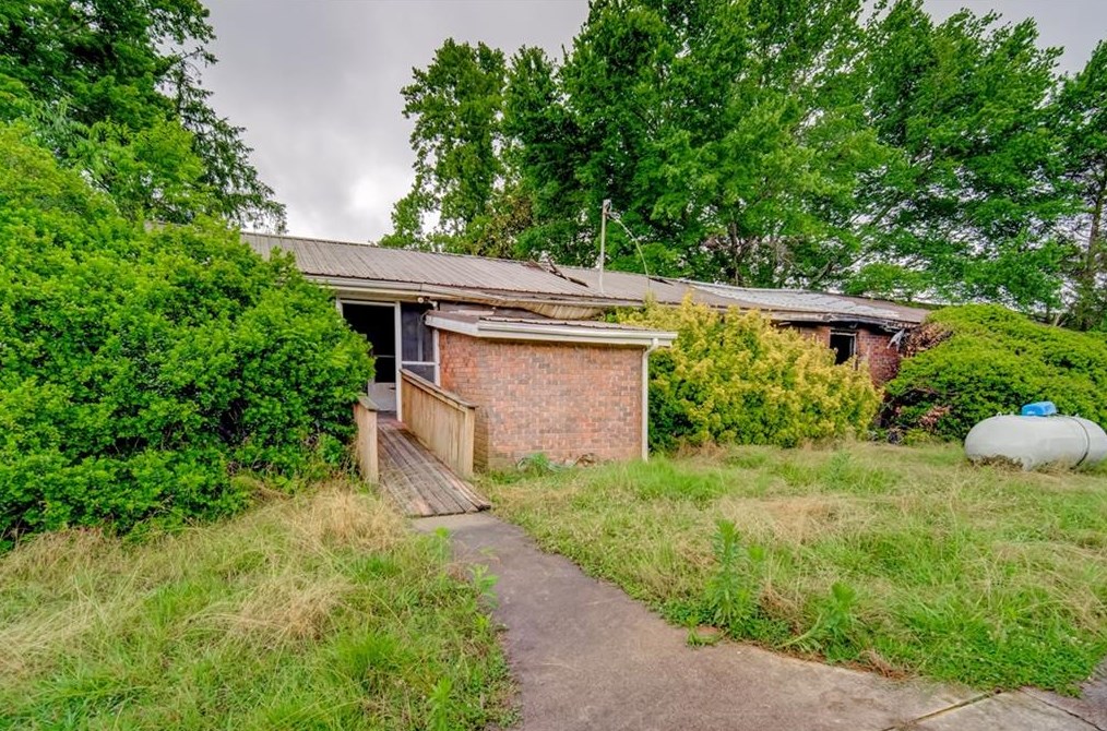 1673 Rackley Rd, Ellijay, GA 30536