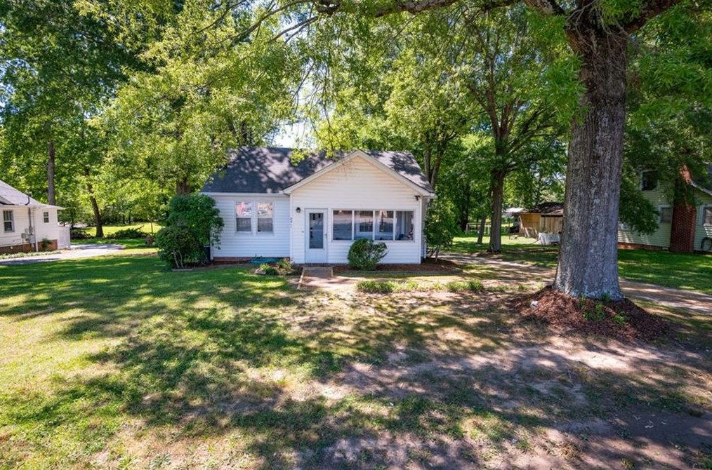 2411 Cleveland Hwy, Dalton, GA 30721