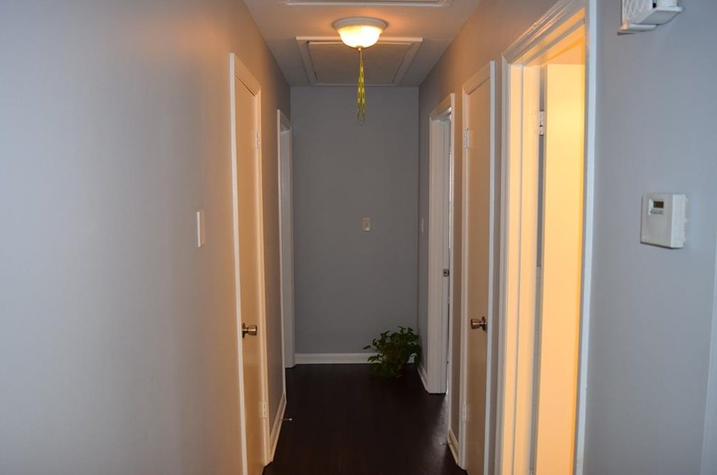 4091 Oak Forest Dr, Atlanta GA  30319-1420 exterior
