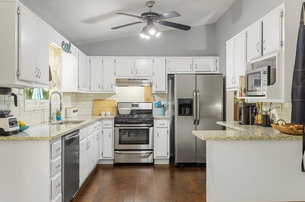 4370 Conwhey Ct, Smyrna GA  30082-4419 exterior
