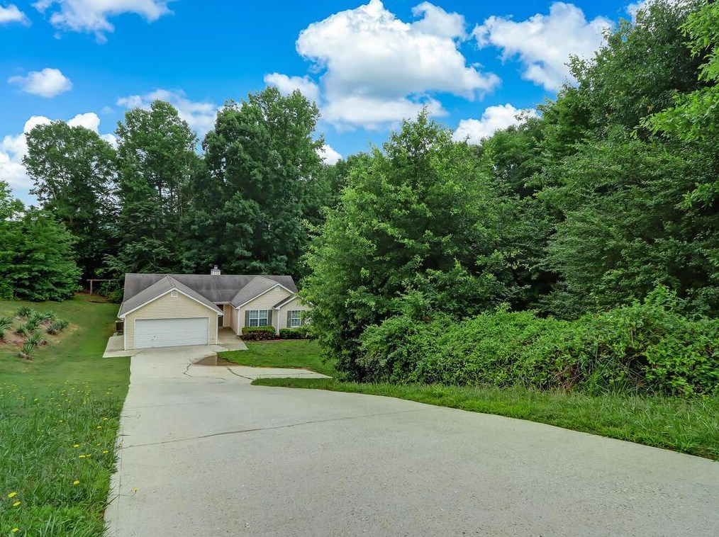 3508 Synthia Ct, Gainesville, GA 30507