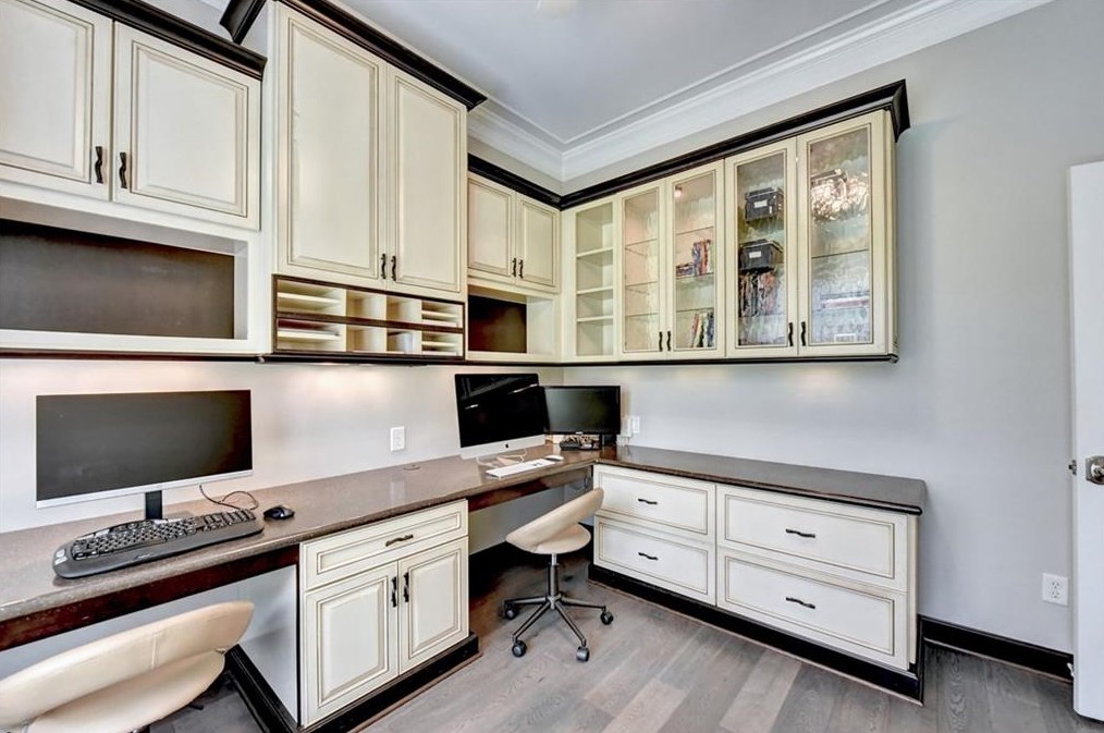 887 Wescott Ln, Atlanta GA  30319-1656 exterior