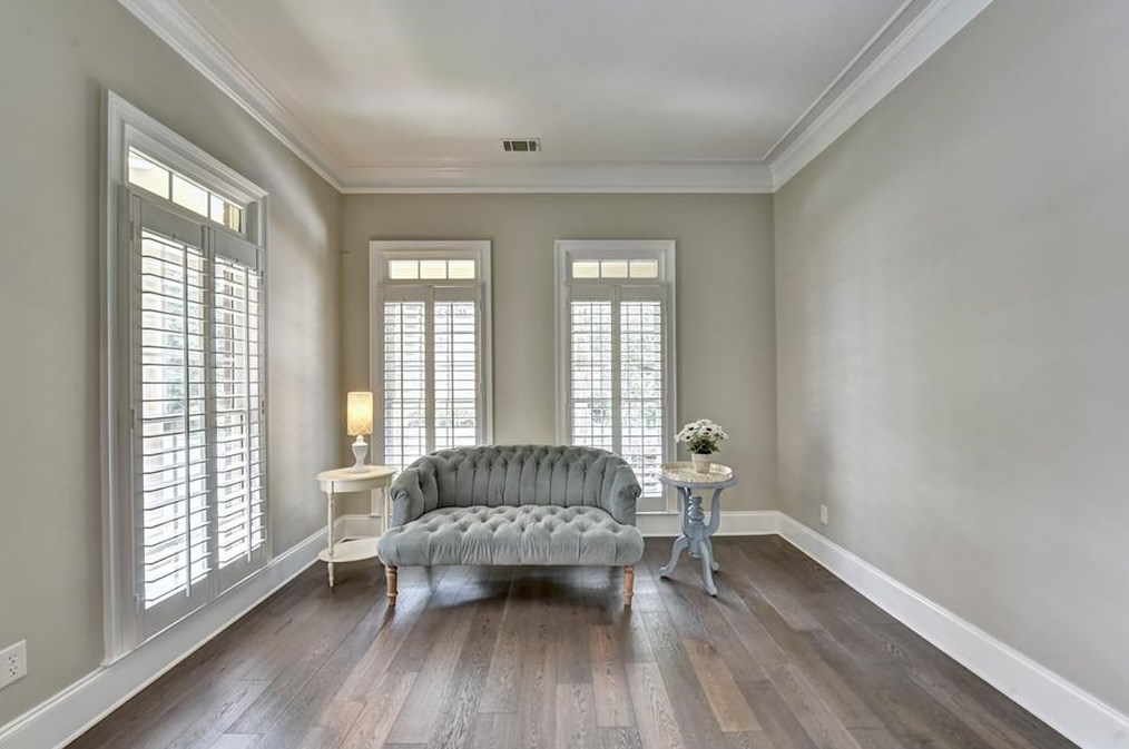887 Wescott Ln, Atlanta GA  30319-1656 exterior
