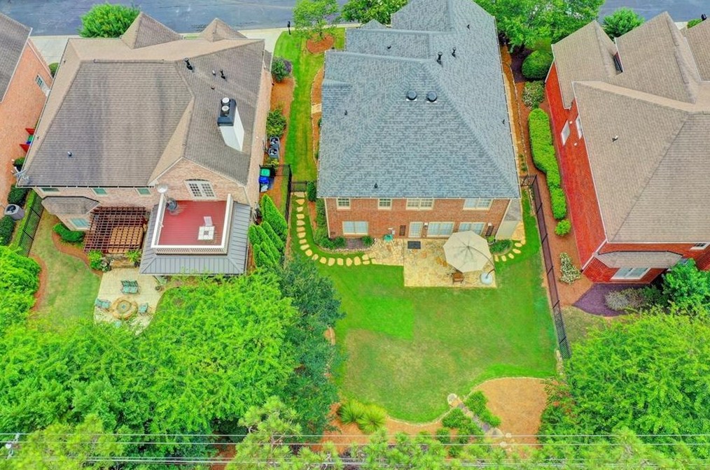 887 Wescott Ln, Atlanta GA  30319-1656 exterior