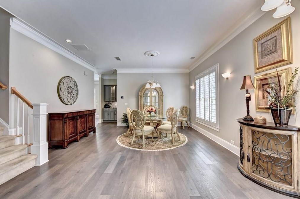 887 Wescott Ln, Atlanta GA  30319-1656 exterior