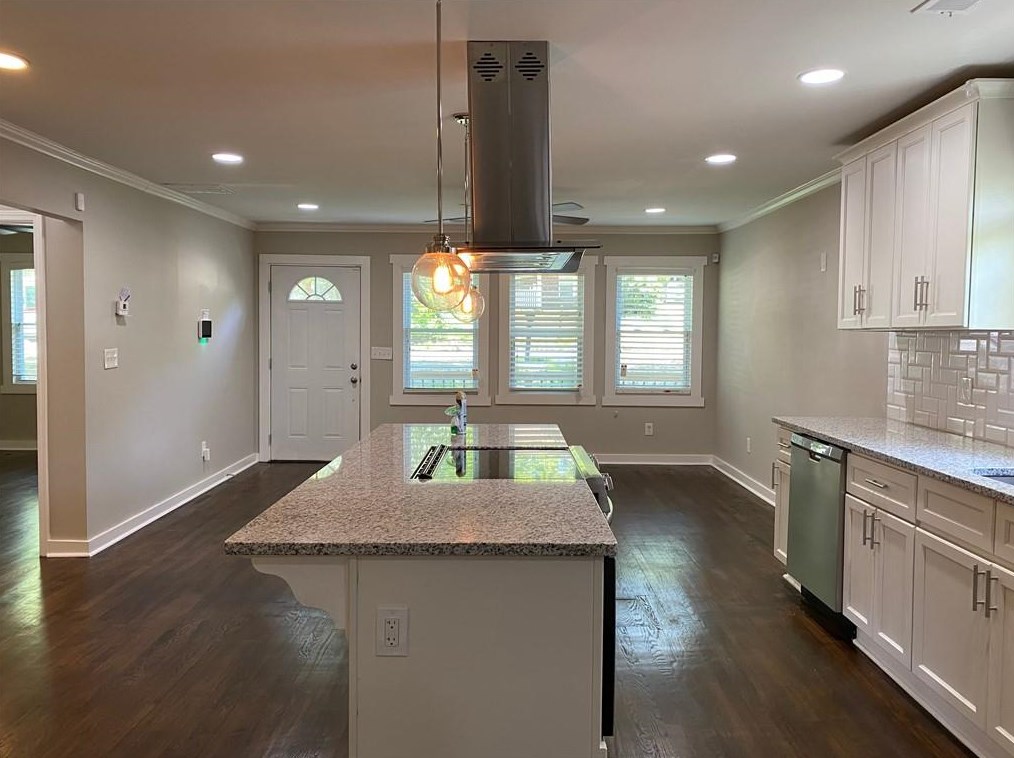 239 Wynnwood Dr, Atlanta GA  30310-1124 exterior