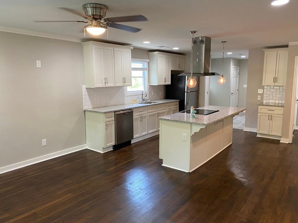 239 Wynnwood Dr, Atlanta GA  30310-1124 exterior