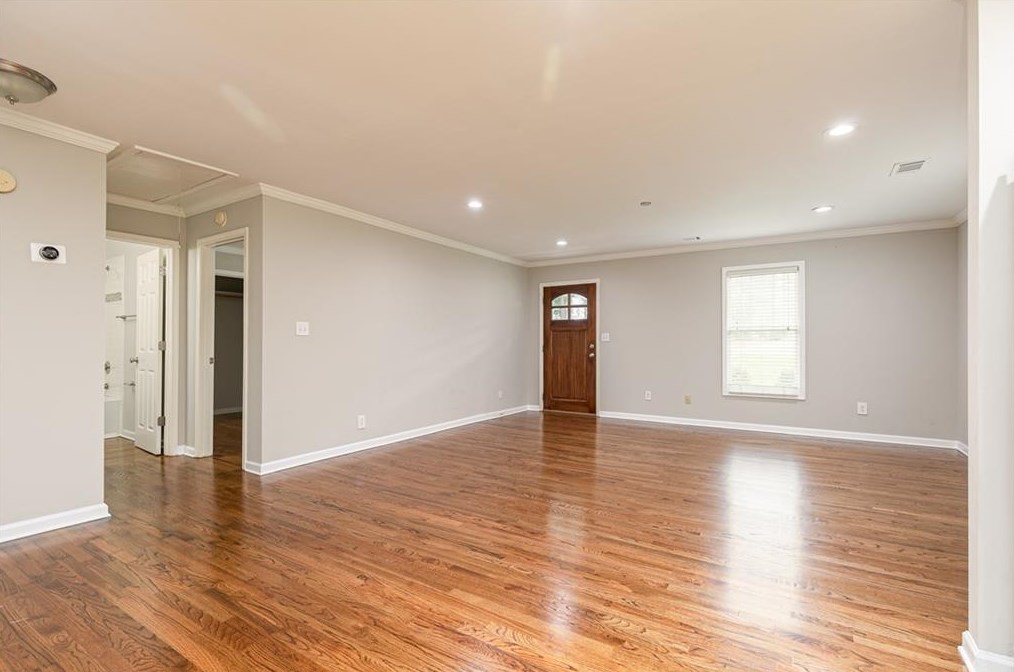 1297 Fenway Cir, Decatur GA  30030-4519 exterior